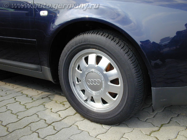 Audi A6 2.4 (113)
